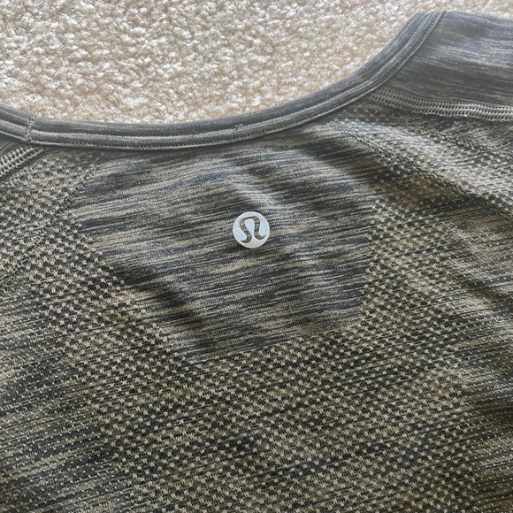 Lululemon Men’s Vent Tech Tank - Picture 2 of 5